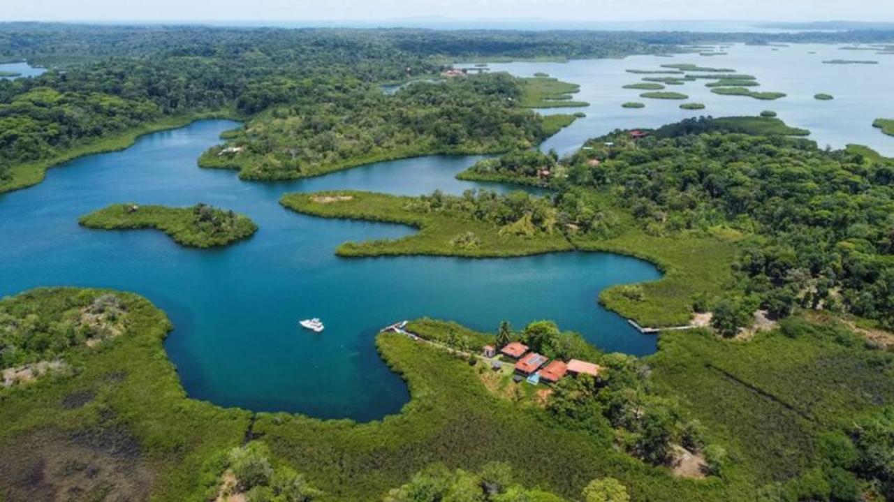 Bed and Breakfast Casa Marlin Bocas del Toro Exterior foto